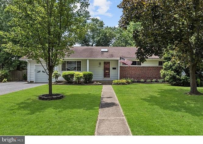 302 Pembrook Ave, Moorestown, NJ 08057 | Zillow