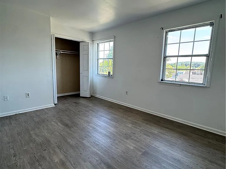 1633 E Cedar St — Photo 14