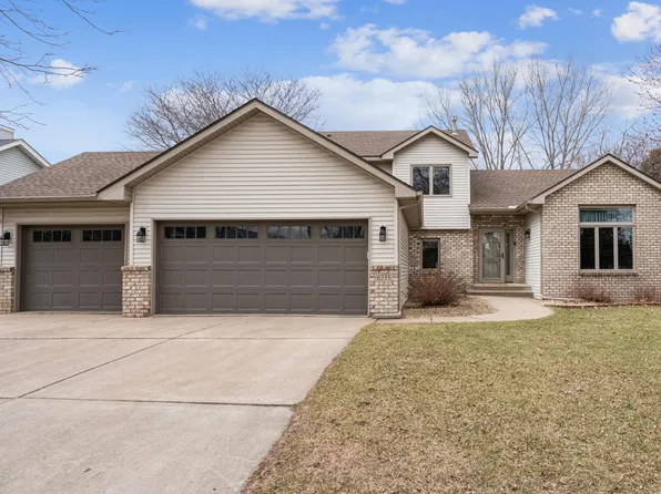 6333 Coyote Trl, Lino Lakes, MN 55014