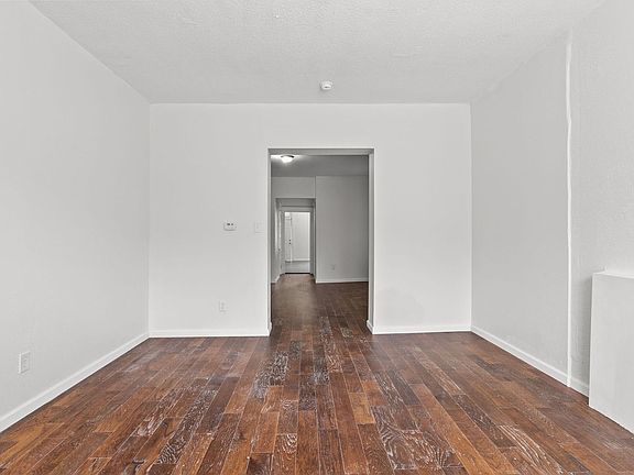 5th image of 3924 Nebraska Ave