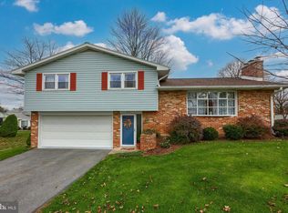 215 Melvale Rd, Dallastown, PA 17313