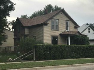 908 State St, Belle Fourche, SD 57717