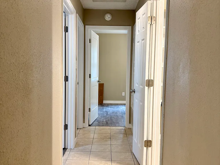 926 Medford Ave — Photo 14