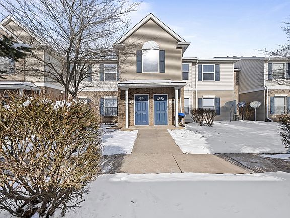 2nd image of 9050 Charlotte Ct