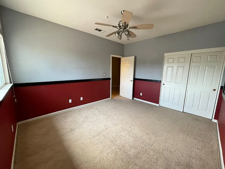 941 Mericrest St — Photo 23