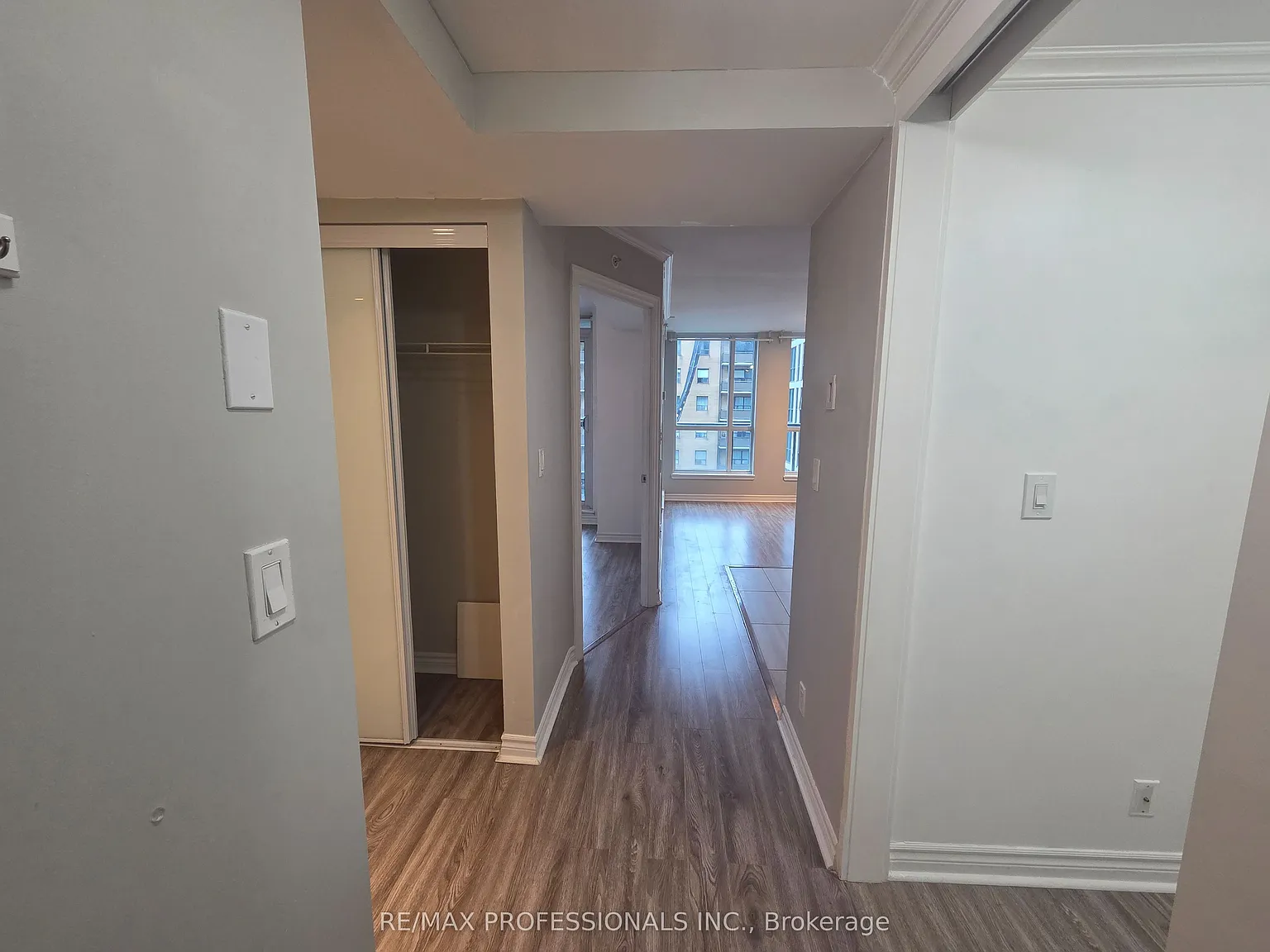 Cloud 9 Condos — Photo 4