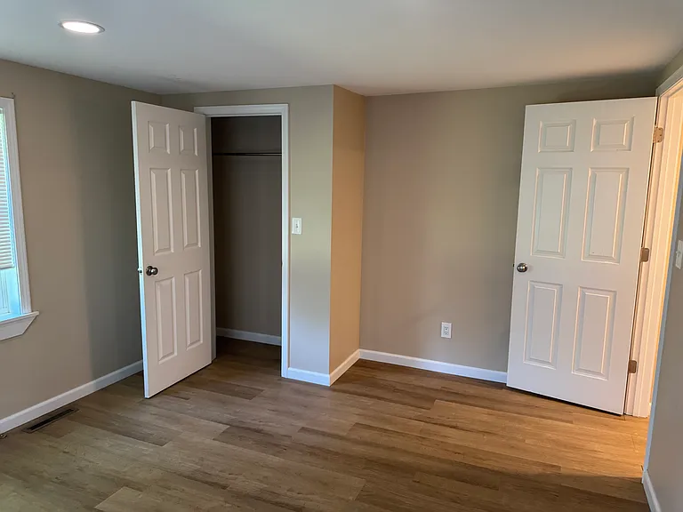 770 Morgantown Rd — Photo 7