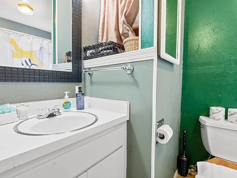671 Moreno Ln — Photo 24