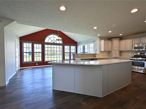 4th image of 6324 Meadow Lakes Blvd