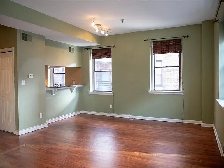 227 Christopher Columbus Dr #203B — Photo 2
