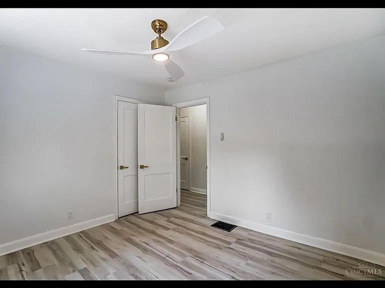 3736 Odin Ave — Photo 2