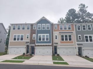 2815 Macbeth Ln, Apex, NC 27502