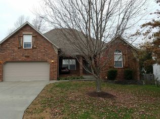 5757 S Fox Hollow Ave, Springfield, MO 65810