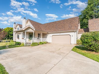 7746 Five Lakes Dr, Farwell, MI, 48622