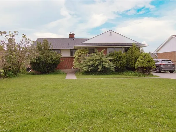 51 Glengarry Rd, Saint Catharines, ON L2T 2V4