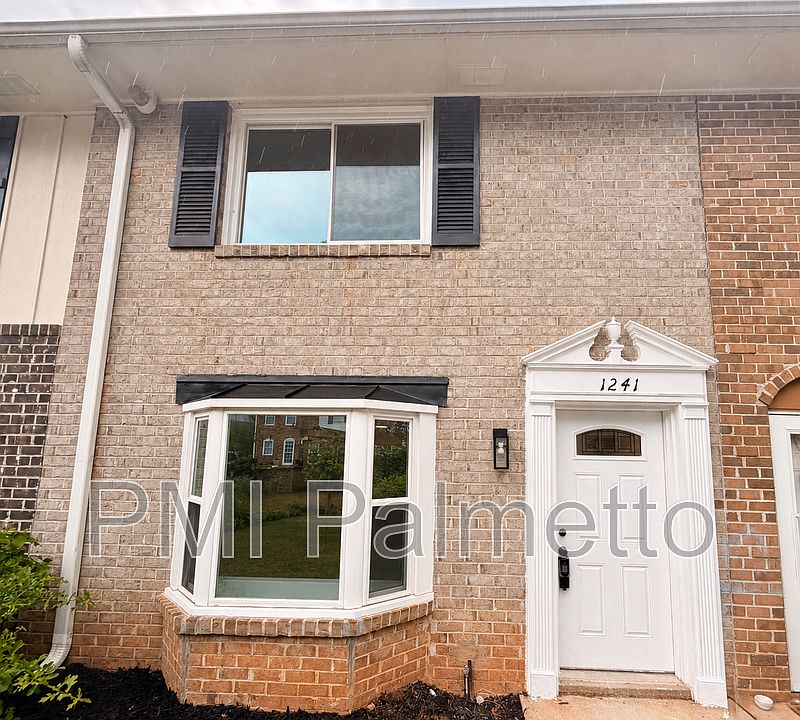 1st image of 1241 Grove Park Ln