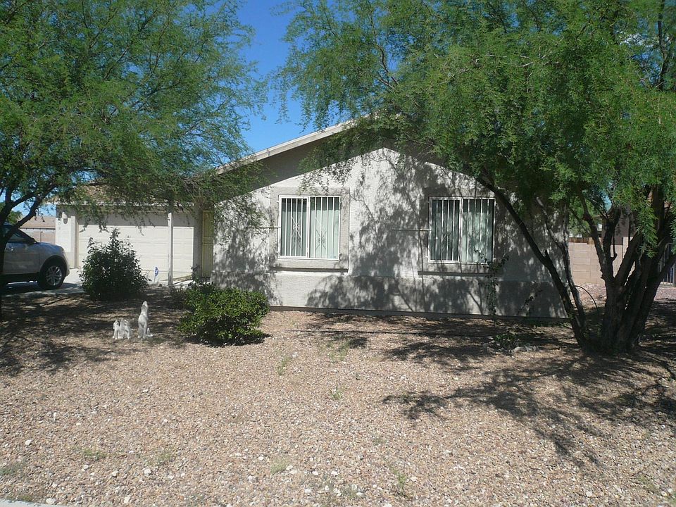 1st image of 2109 E Vera Cruz Vis