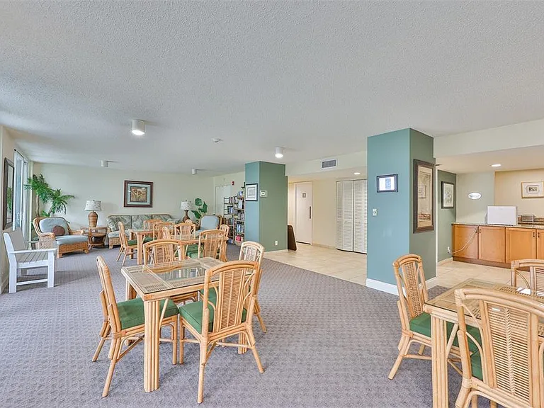 1400 Gulf Blvd #704 — Photo 34
