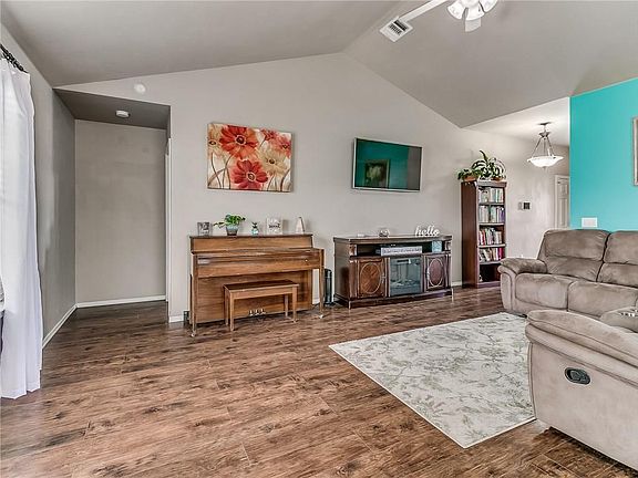 4th image of 4508 Hunter Blvd