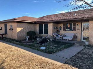 279545 Woodside Dr, Comanche, OK 73529