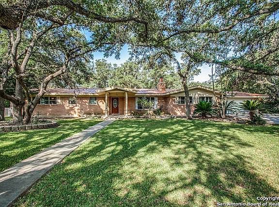 2nd image of 107 Encino Blanco St