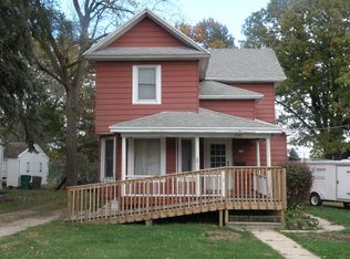 240 N Hickory St, Waterman, IL 60556