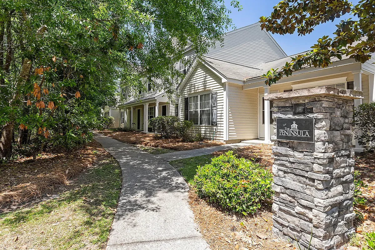 Building Photo - 1017 Island View Ct