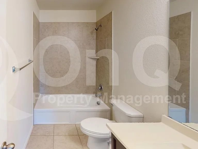 1235 Acmite Ave — Photo 15