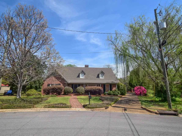 8 Terriwood Dr, Tuscaloosa, AL 35401