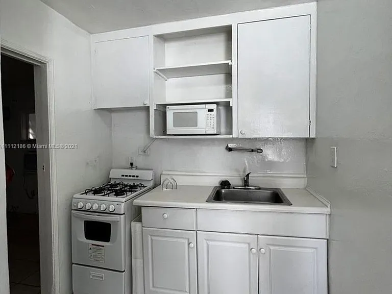47 NW 45th Ave — Photo 5