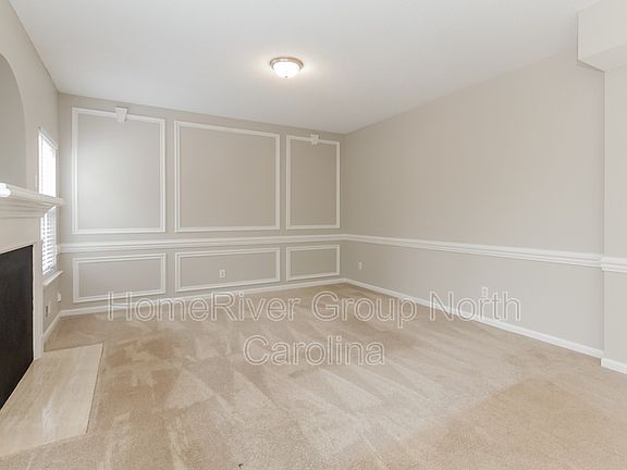 5th image of 4121 Canipe Dr