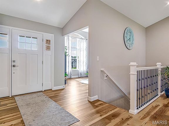 5th image of 1305 Coleridge Ct