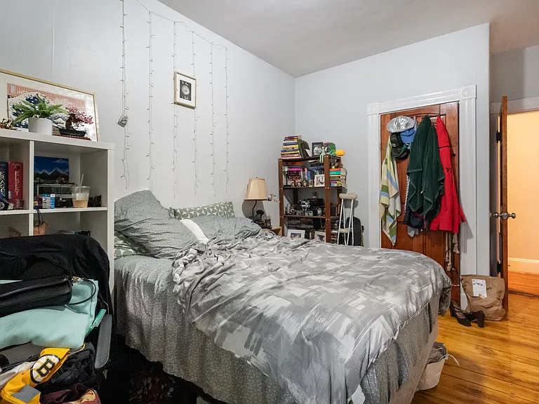86 Brook St #1 — Photo 26