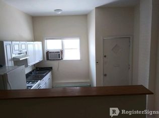 229 London St #1, Boston, MA 02128