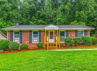 1539 Benbow St, Winston Salem, NC 27106