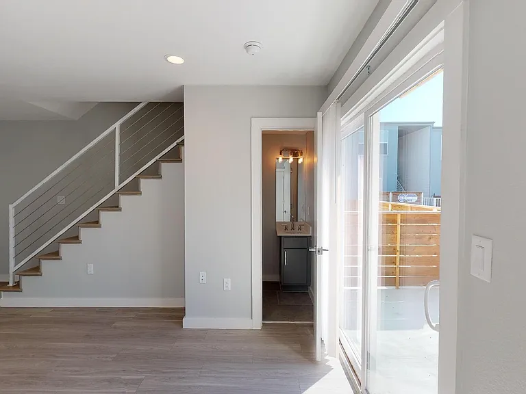 The Trousdale — Photo 20