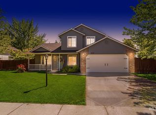 2828 N Valley Green Way, Meridian, ID 83646
