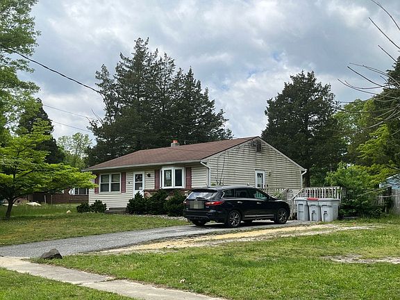 4th image of 270 Linwood Ave