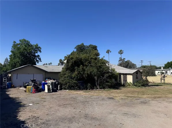 17525 Pine Ave, Fontana, CA 92335
