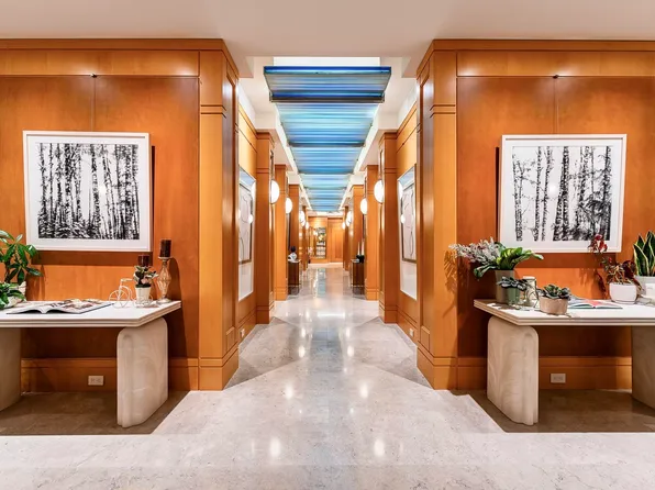 1551 Foster St Penthouse 801, White Rock, BC V4B 5M1