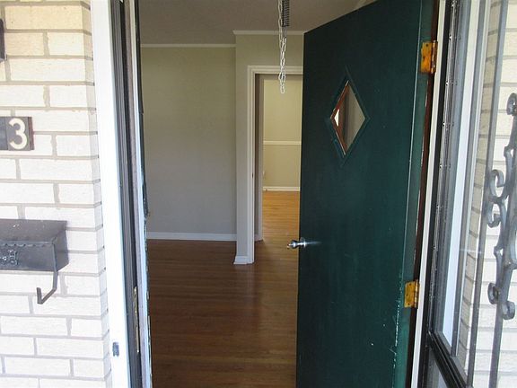 4th image of 1213 Sunnyside Dr