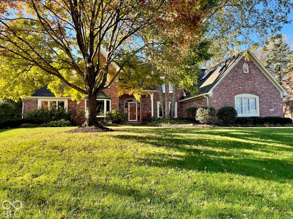 1955 Mulsanne Dr, Zionsville, IN 46077