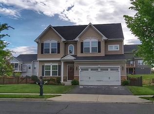 31 Hammond Dr, Lovettsville, VA 20180