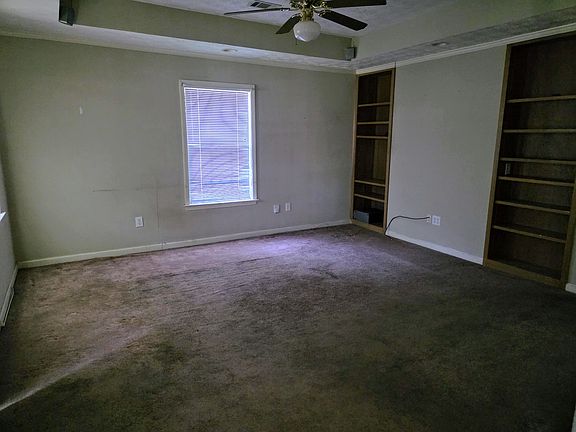 5th image of 2100 Yancey Ave