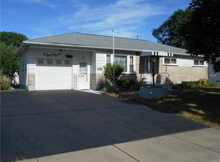 116 Willow Ave, Rochester, NY 14609