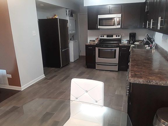 2nd image of 277 Stony Island Ave