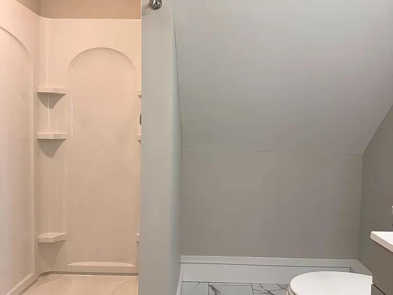 72 N Whittlesey Ave #3 — Photo 9
