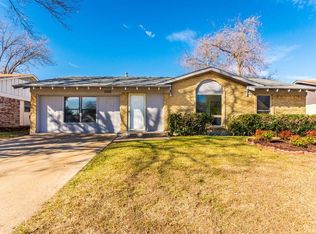 3305 Lariat Ln, Garland, TX 75042