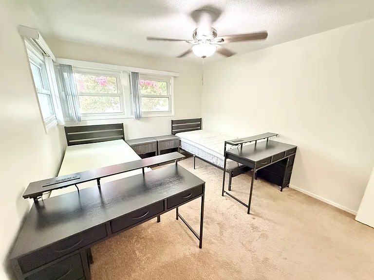 Student Housing Near CSUF | Private & Shared Rooms Available — Photo 26