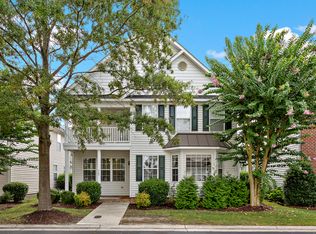 945 Brittlebank Dr, Virginia Beach, VA 23462